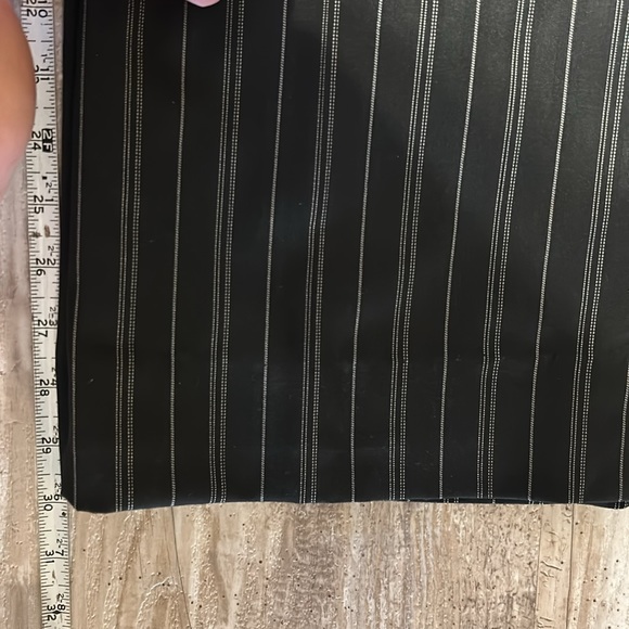 Express - Picture 3 of 7